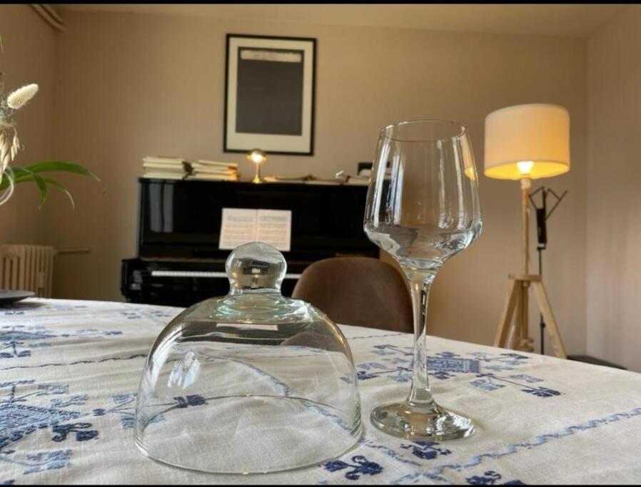 Superbe Appartement Lumineux Avec Vue Imprenable Tours Buitenkant foto