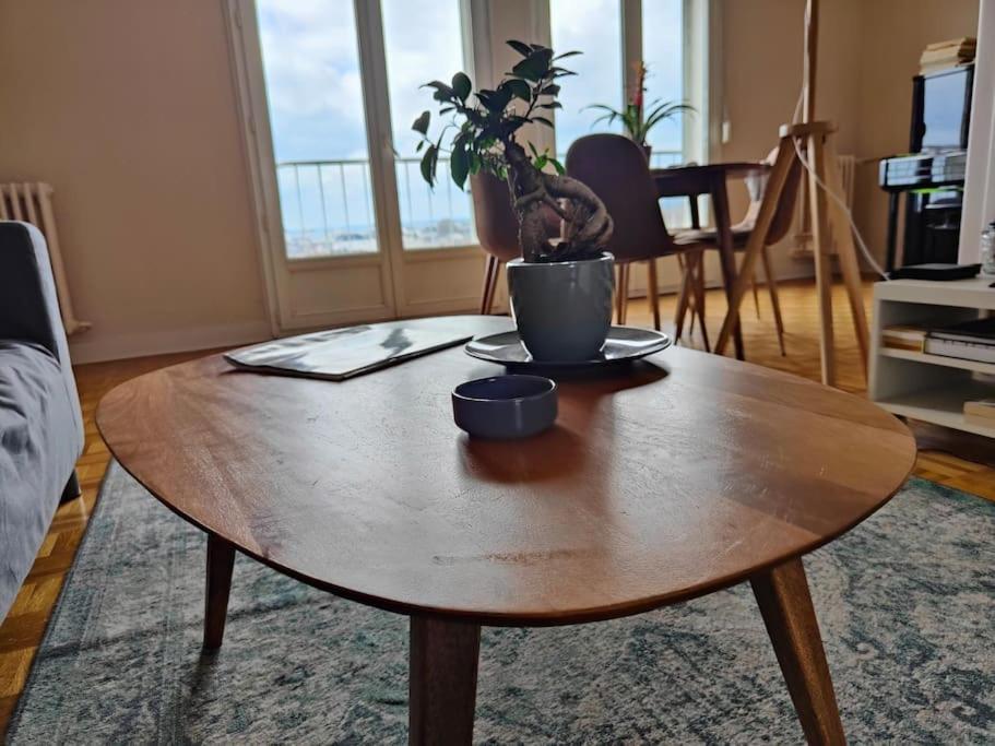 Superbe Appartement Lumineux Avec Vue Imprenable Tours Buitenkant foto